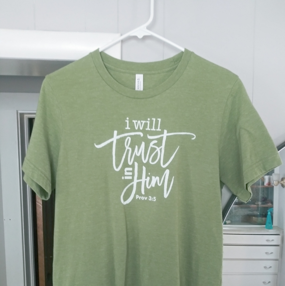 Proverbs 3:5 mens t-shirt